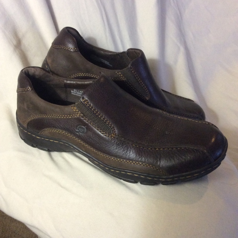 Born leather shoes. Men’s size 9.5.